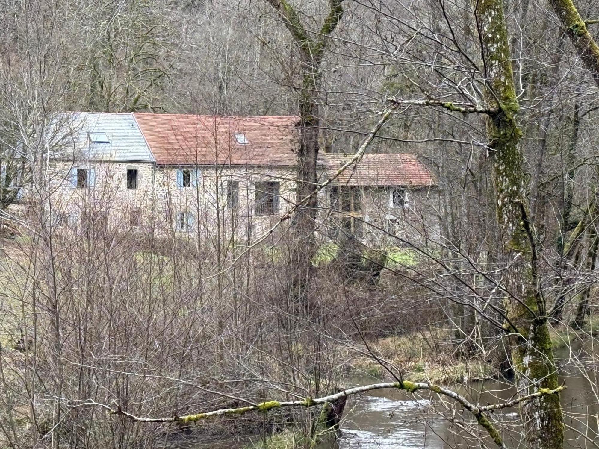 Gite De La Fontaine Saint-Andre-en-Morvan Exterior photo